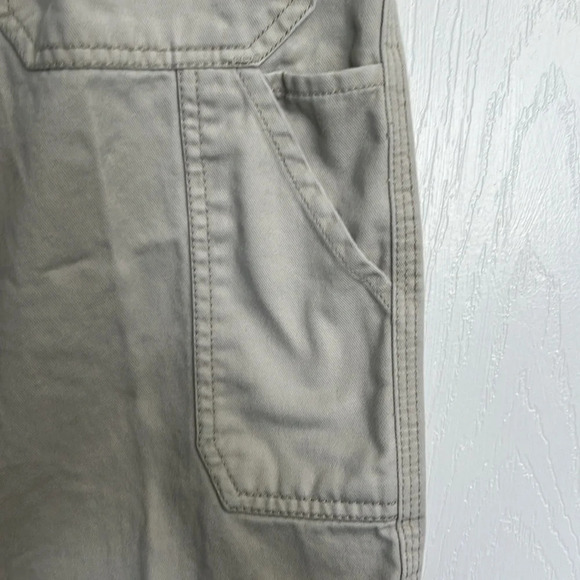 Calvin Klein boys khaki shorts - size 10 - Picture 7 of 8